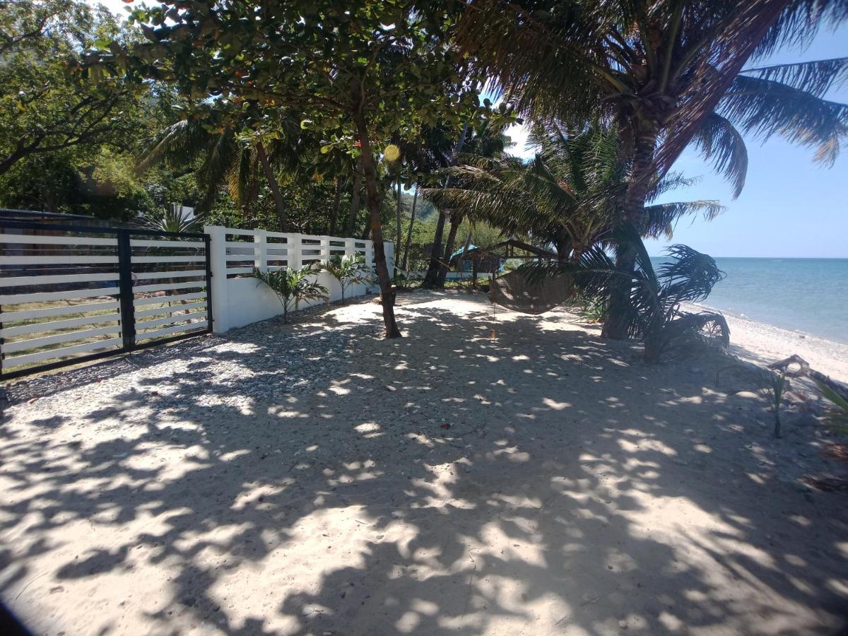 Amami Beachfront Villa With Private Beach Puerto Galera Exterior photo