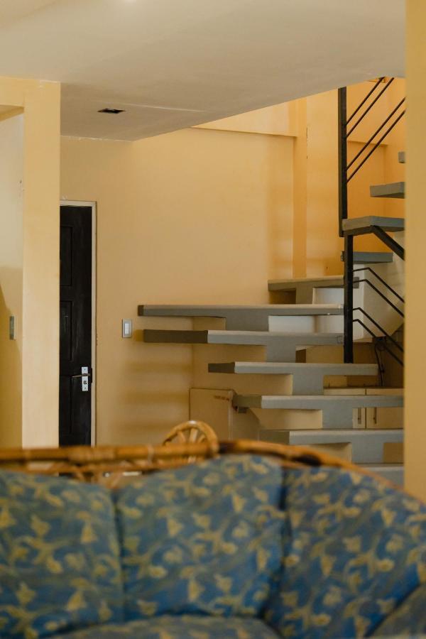 Amami Beachfront Villa With Private Beach Puerto Galera Exterior photo