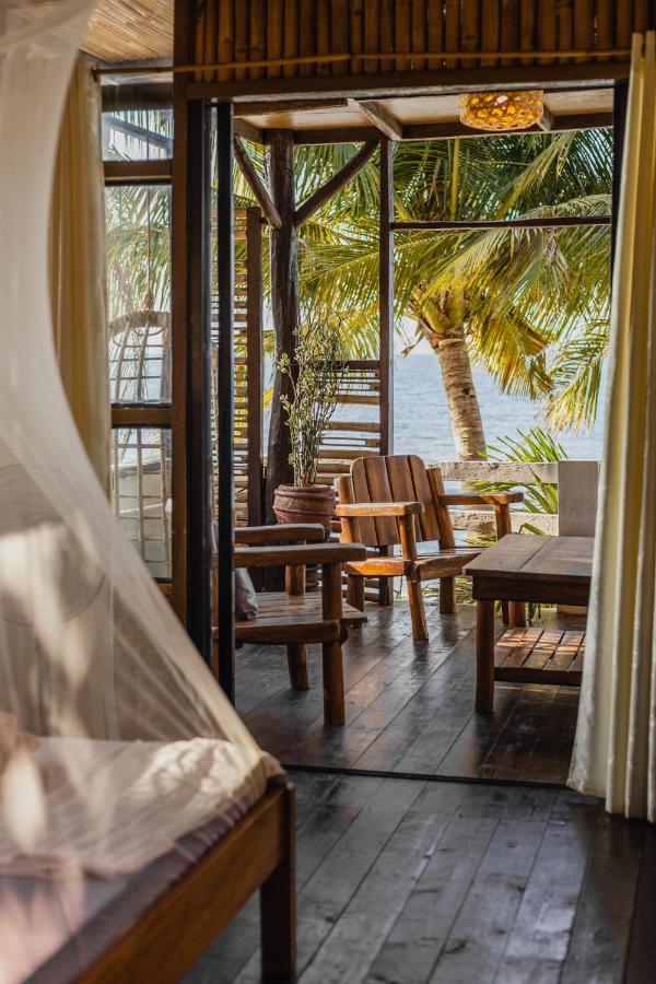 Amami Beachfront Villa With Private Beach Puerto Galera Exterior photo
