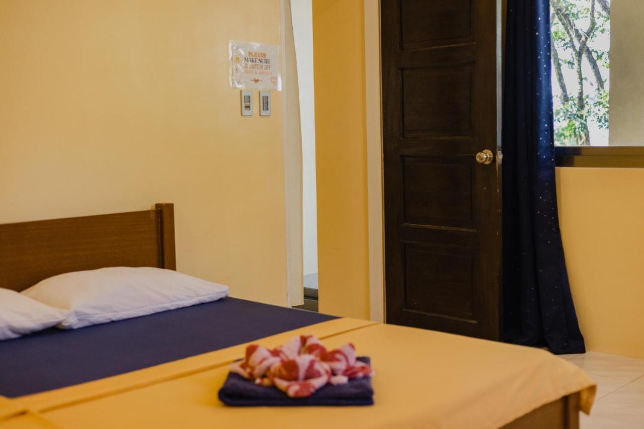 Amami Beachfront Villa With Private Beach Puerto Galera Exterior photo