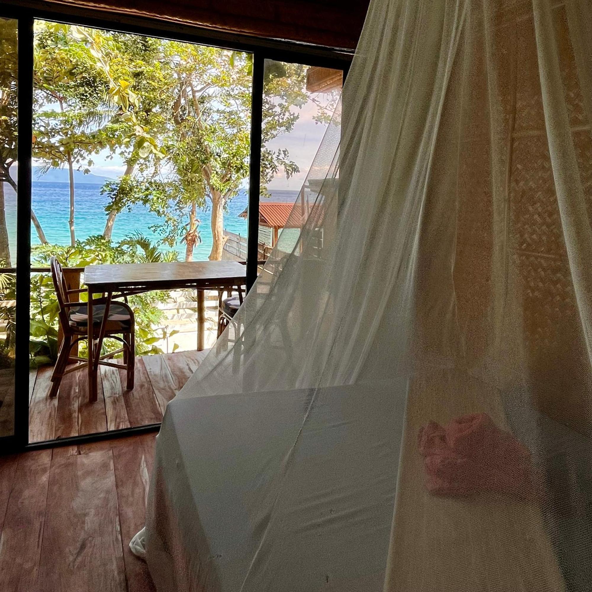 Amami Beachfront Villa With Private Beach Puerto Galera Exterior photo