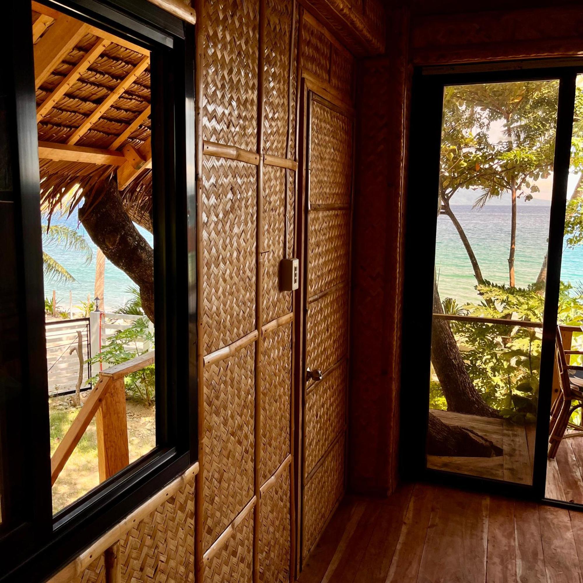 Amami Beachfront Villa With Private Beach Puerto Galera Exterior photo
