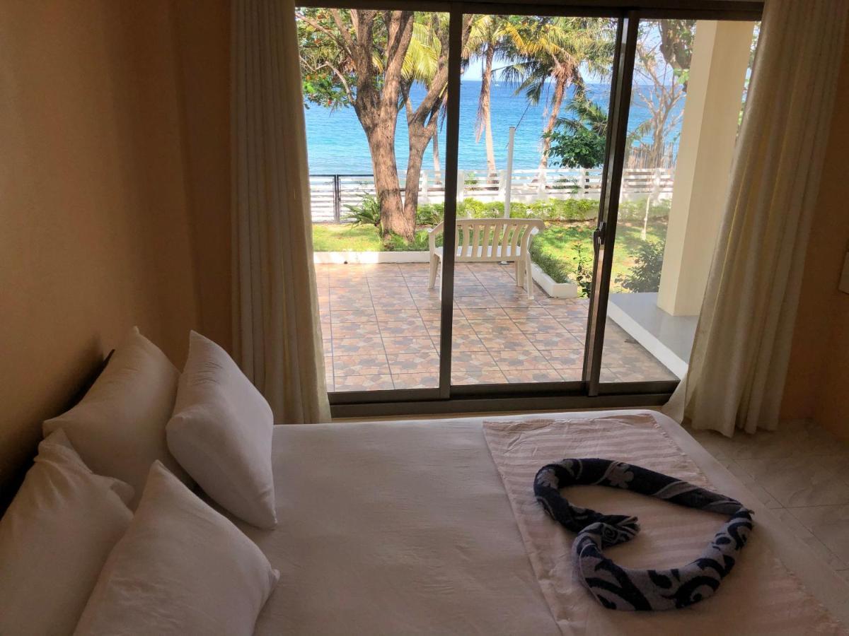 Amami Beachfront Villa With Private Beach Puerto Galera Exterior photo