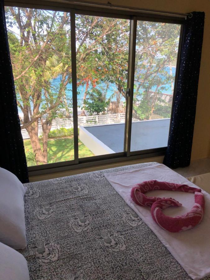 Amami Beachfront Villa With Private Beach Puerto Galera Exterior photo
